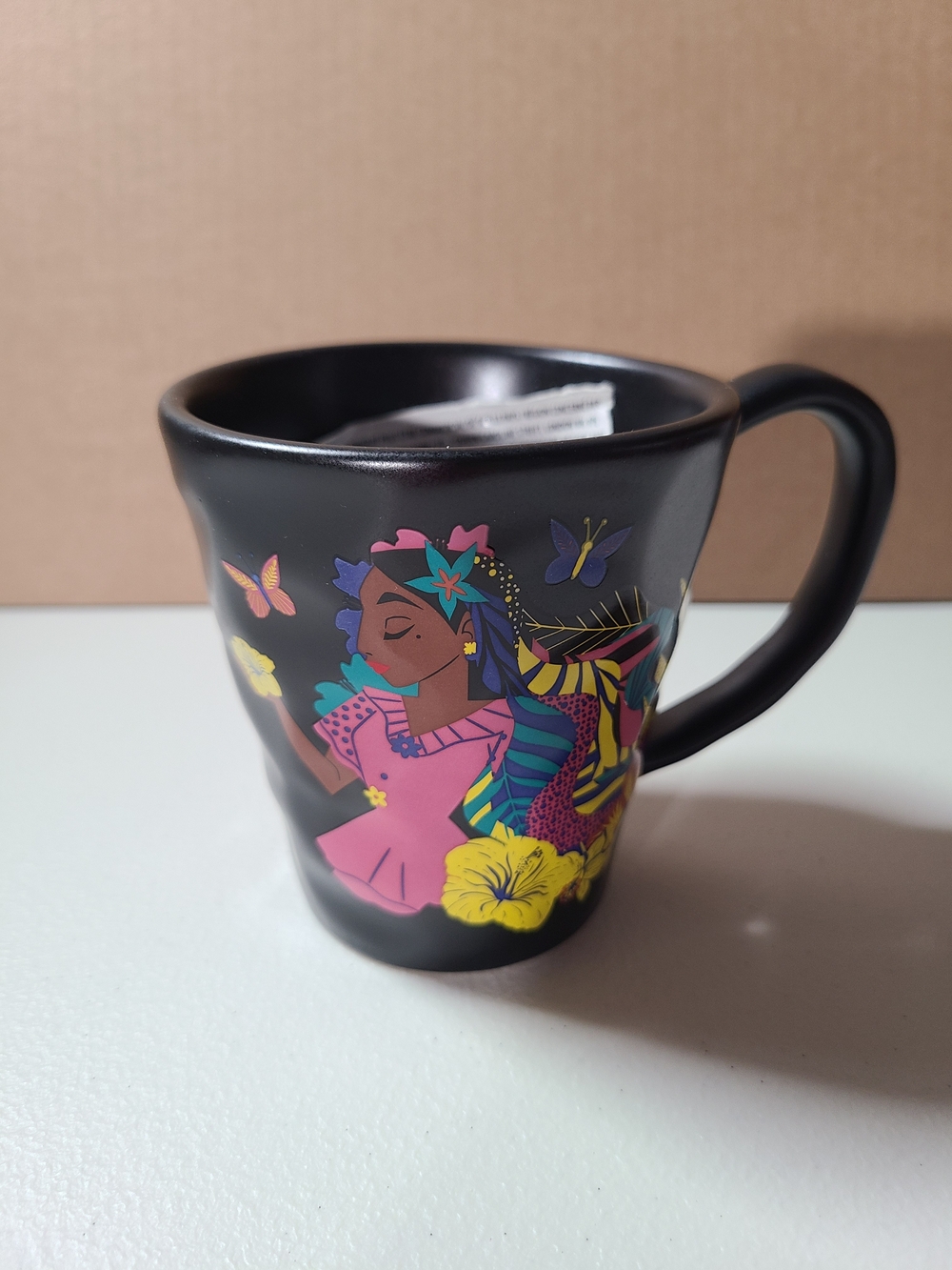 Disney Encanto Isabela Black Ceramic 11oz Mug Coffee Cup Flowers